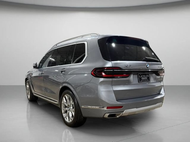Used 2024 BMW X7 xDrive40i w/ Premium Package AWD/4WD image 6