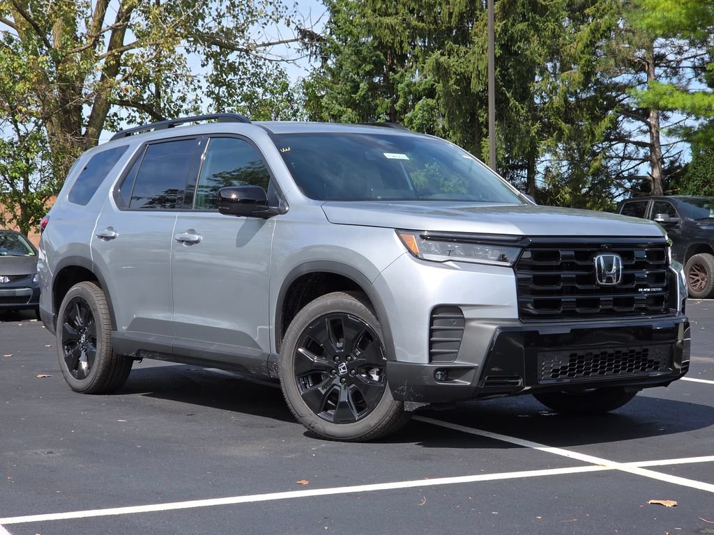 New 2026 Honda Pilot Black Edition image 2
