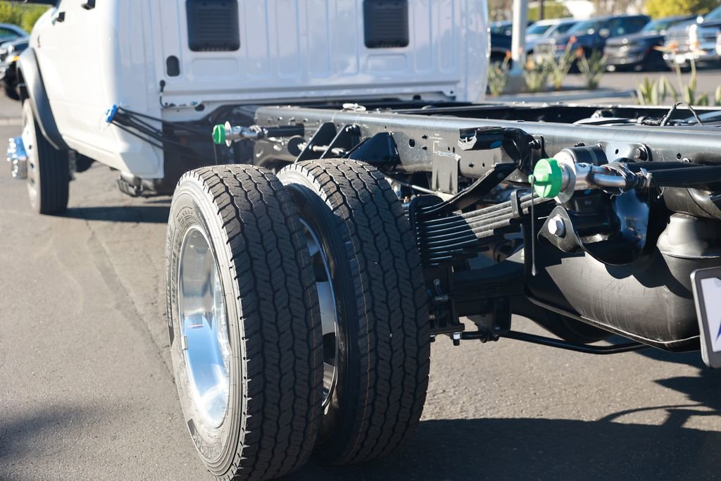 New 2026 RAM 5500 Tradesman w/ Safety Group AWD/4WD image 9