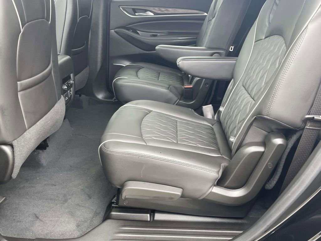 Used 2023 Buick Enclave Avenir w/ Avenir Technology Package image 11