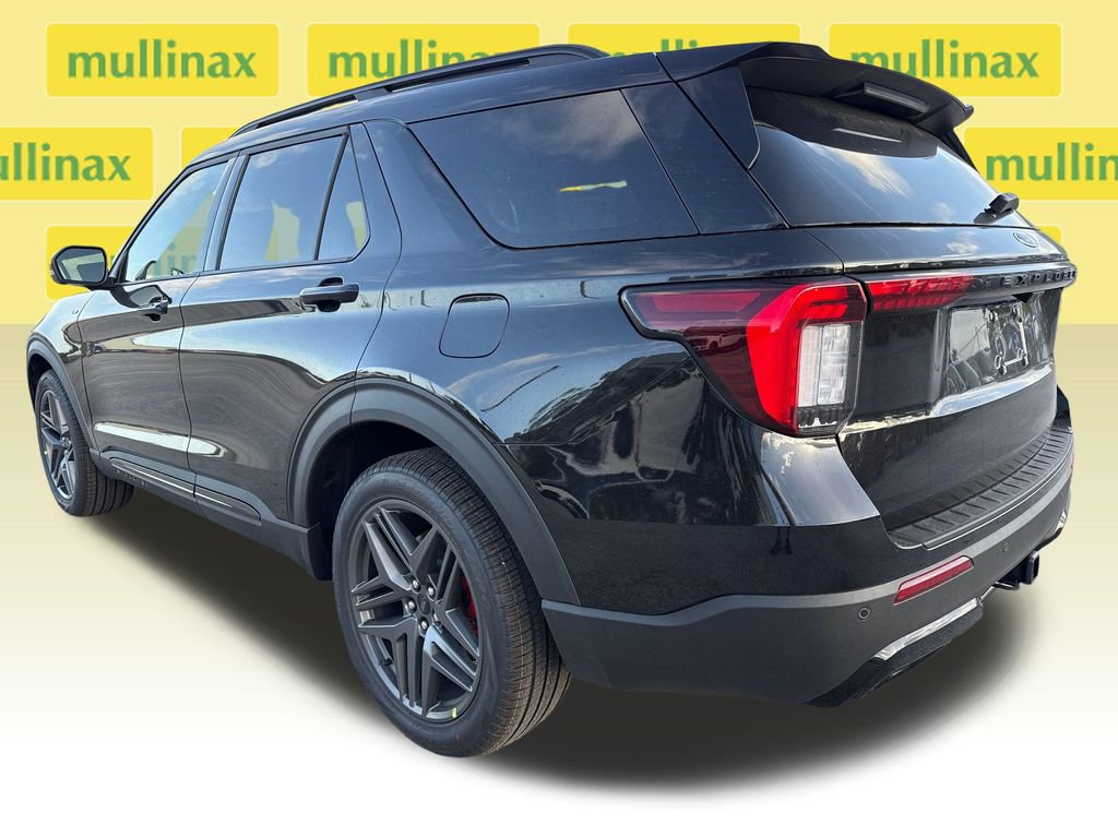 New 2026 Ford Explorer ST-Line image 4