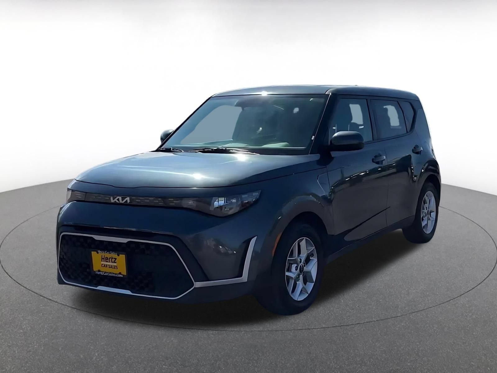 Used 2025 Kia Soul LX w/ LX Technology Package FWD image 6