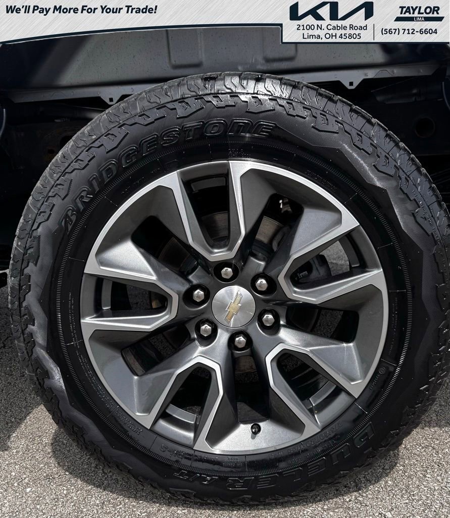 Used 2023 Chevrolet Silverado 1500 LT AWD/4WD image 18