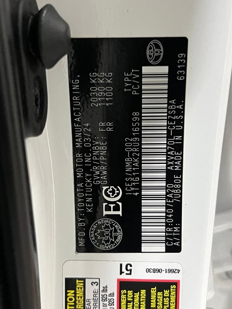 Used 2024 Toyota Camry SE FWD image 25