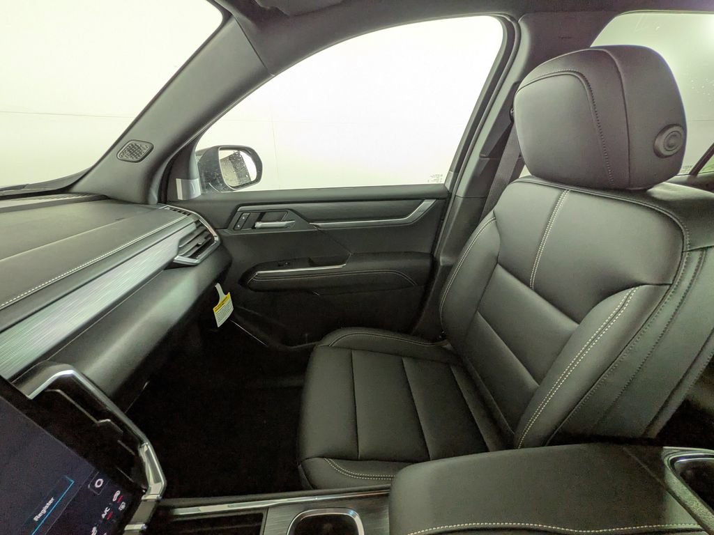 Used 2026 GMC Acadia Elevation w/ Black Edition AWD/4WD image 28