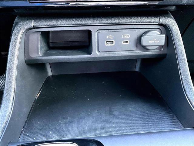 Used 2025 Honda Pilot Sport image 26