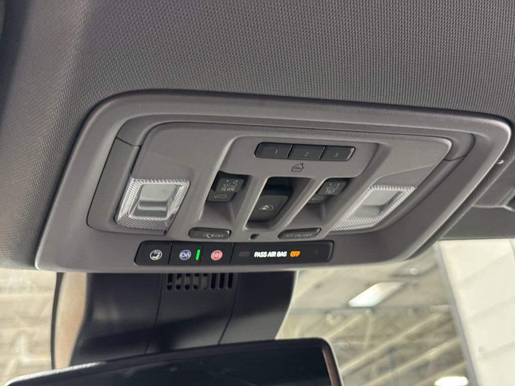 New 2026 GMC Sierra 1500 SLT w/ SLT Premium Plus Package image 40