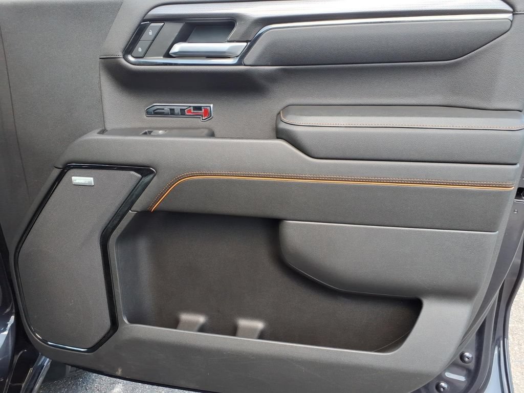 Used 2023 GMC Sierra 1500 AT4 w/ Technology Package AWD/4WD image 14