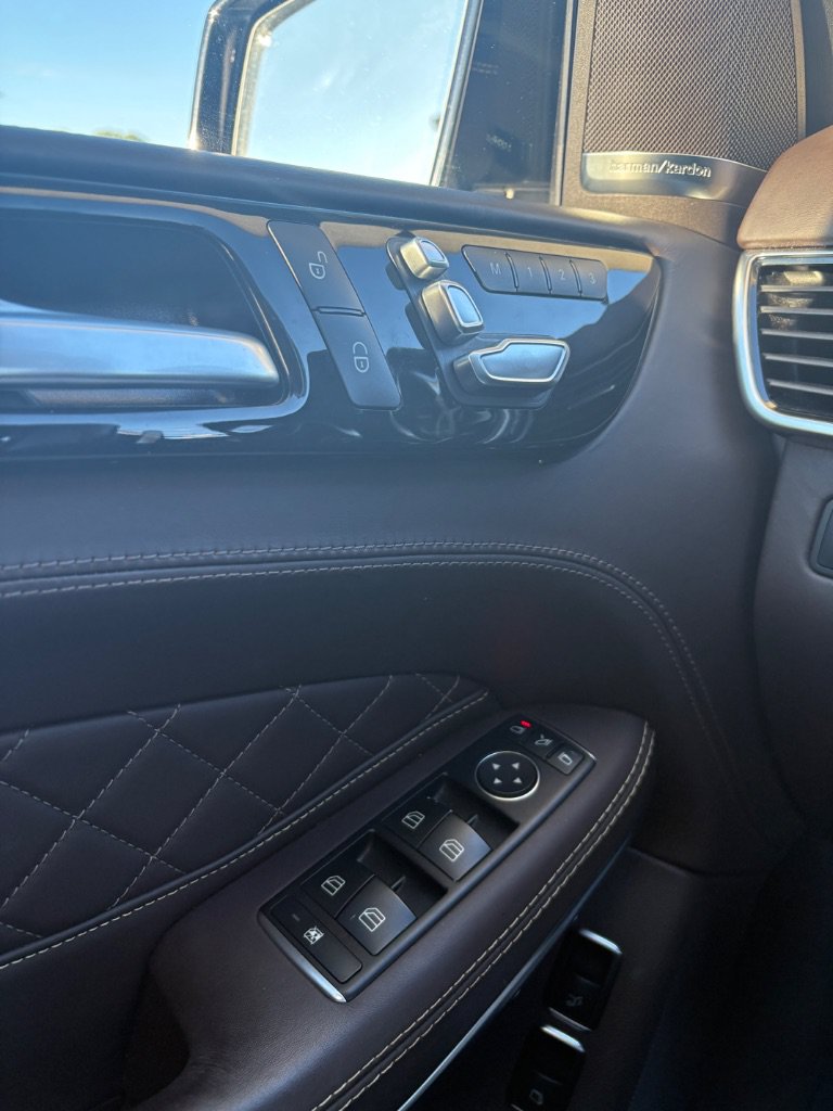 Used 2017 Mercedes-Benz GLS 550 4MATIC image 16
