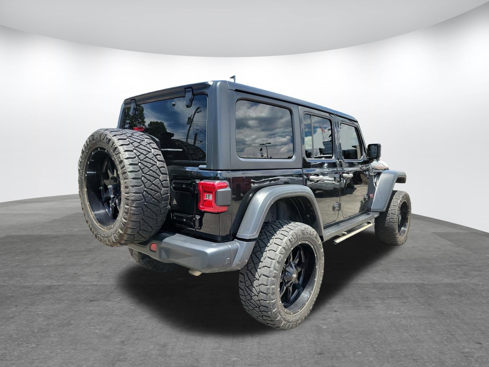 Used 2019 Jeep Wrangler Unlimited Rubicon w/ Dual Top Group AWD/4WD image 25