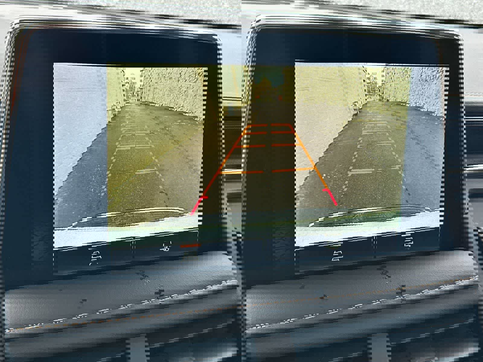 Used 2023 GMC Yukon XL AT4 w/ LPO, Floor Liner Package image 21