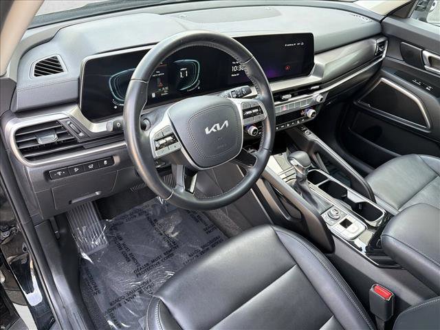 Used 2025 Kia Telluride S image 13