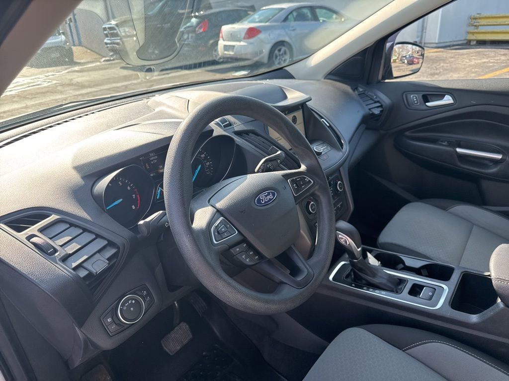 Certified 2019 Ford Escape SE image 8