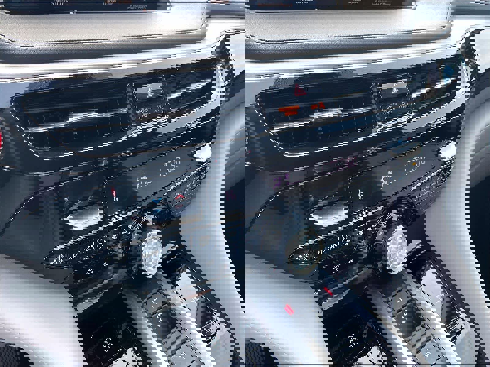 Used 2023 Acura MDX SH-AWD w/ Technology Package image 34