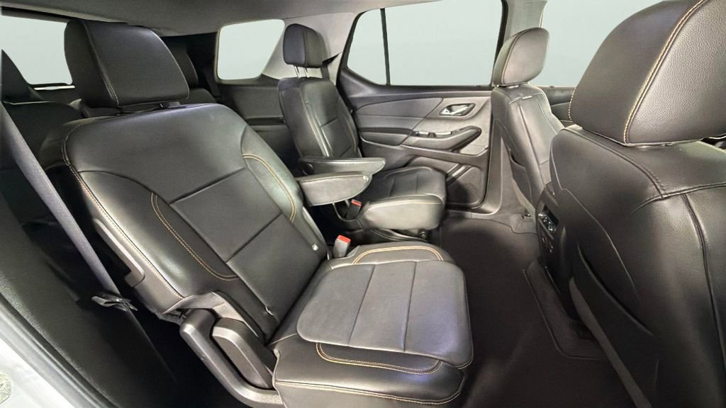 Used 2020 Chevrolet Traverse Premier FWD image 31
