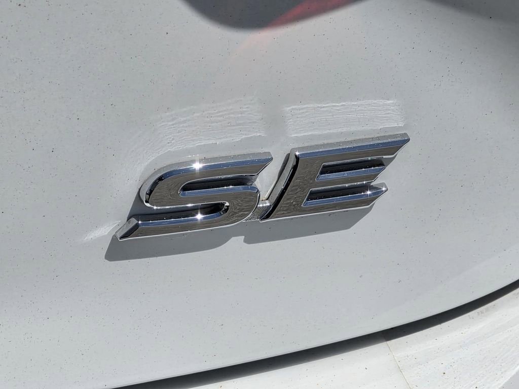 Used 2025 Toyota Camry SE FWD image 28