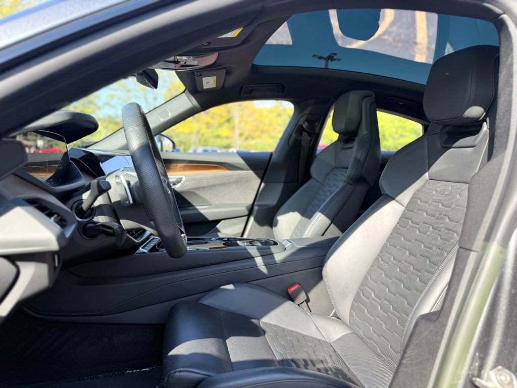 Used 2023 Audi e-tron GT Prestige w/ Prestige Package image 17