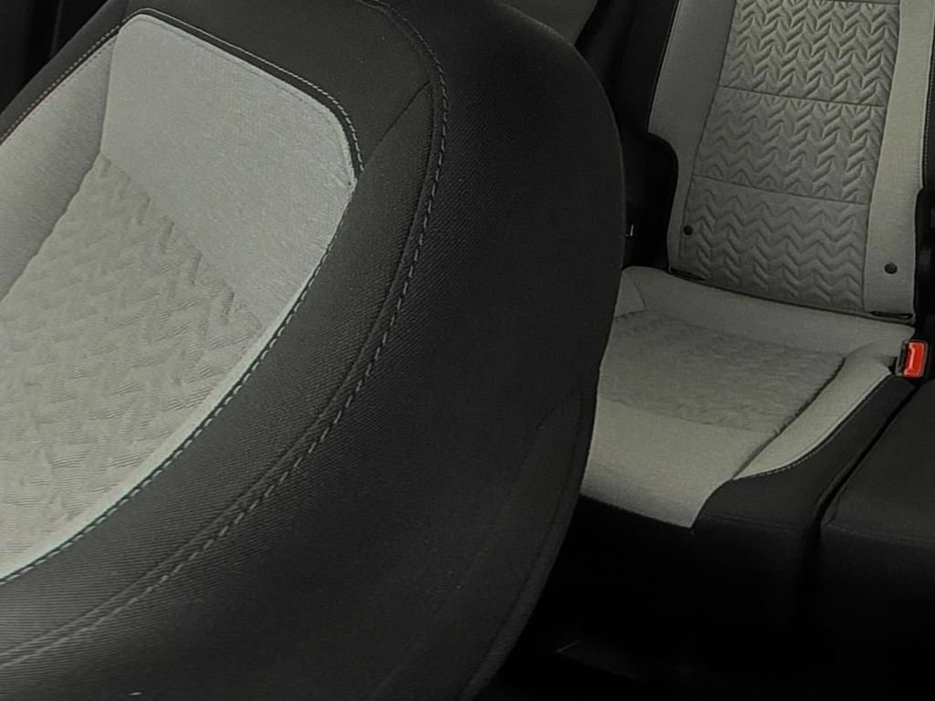 Used 2024 Chevrolet Equinox LS w/ LS Convenience Package FWD image 12