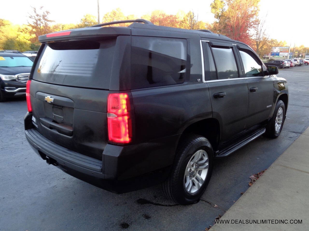 Used 2019 Chevrolet Tahoe LT AWD/4WD image 3