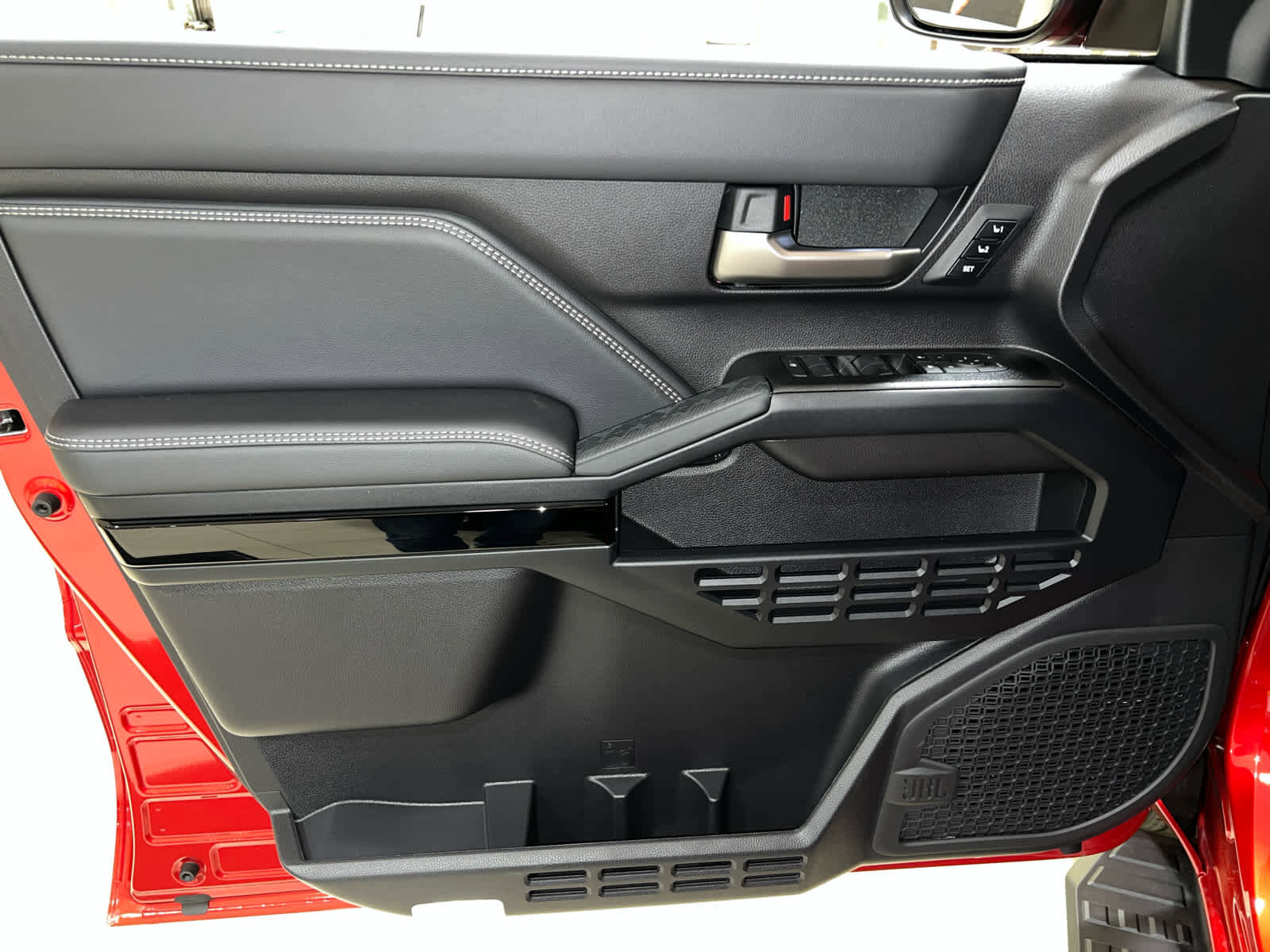 New 2026 Toyota 4Runner Limited AWD/4WD image 7