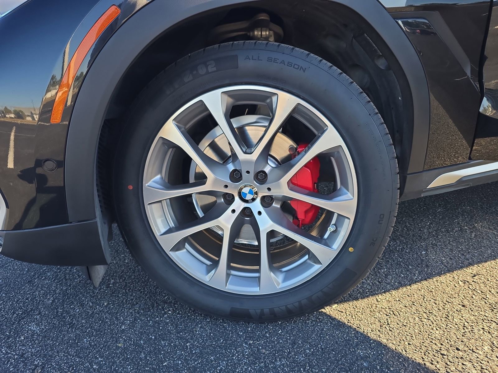 Used 2021 BMW X6 sDrive40i w/ Premium Package image 30