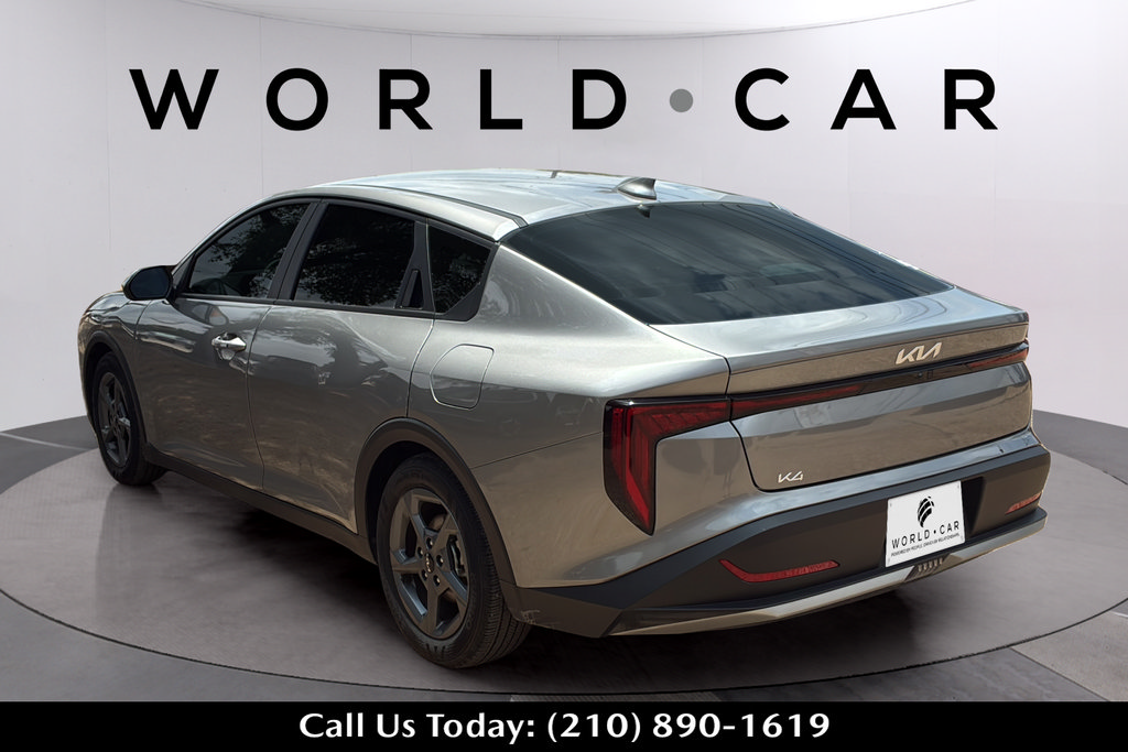 Used 2025 Kia K4 FWD image 9