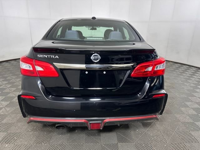 Used 2017 Nissan Sentra NISMO image 4