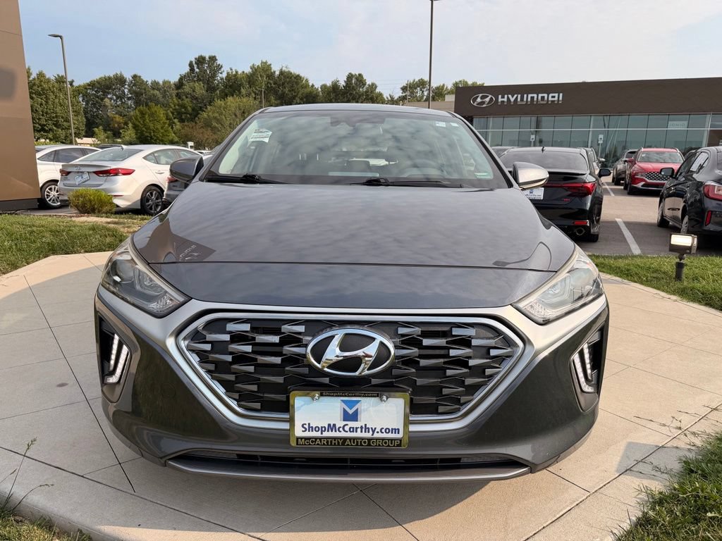 Used 2020 Hyundai Ioniq SE FWD image 12