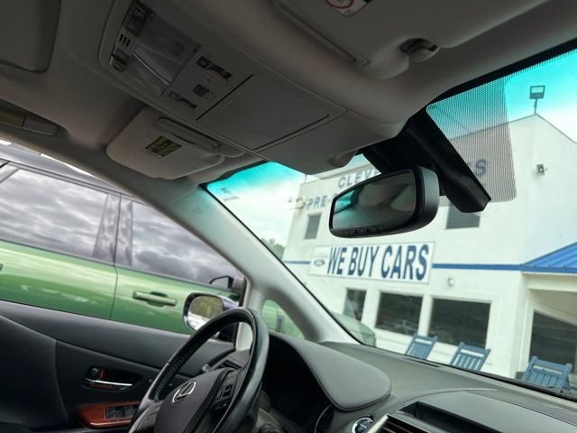 Used 2010 Lexus HS 250h Premium w/ Tech Pkg FWD image 15