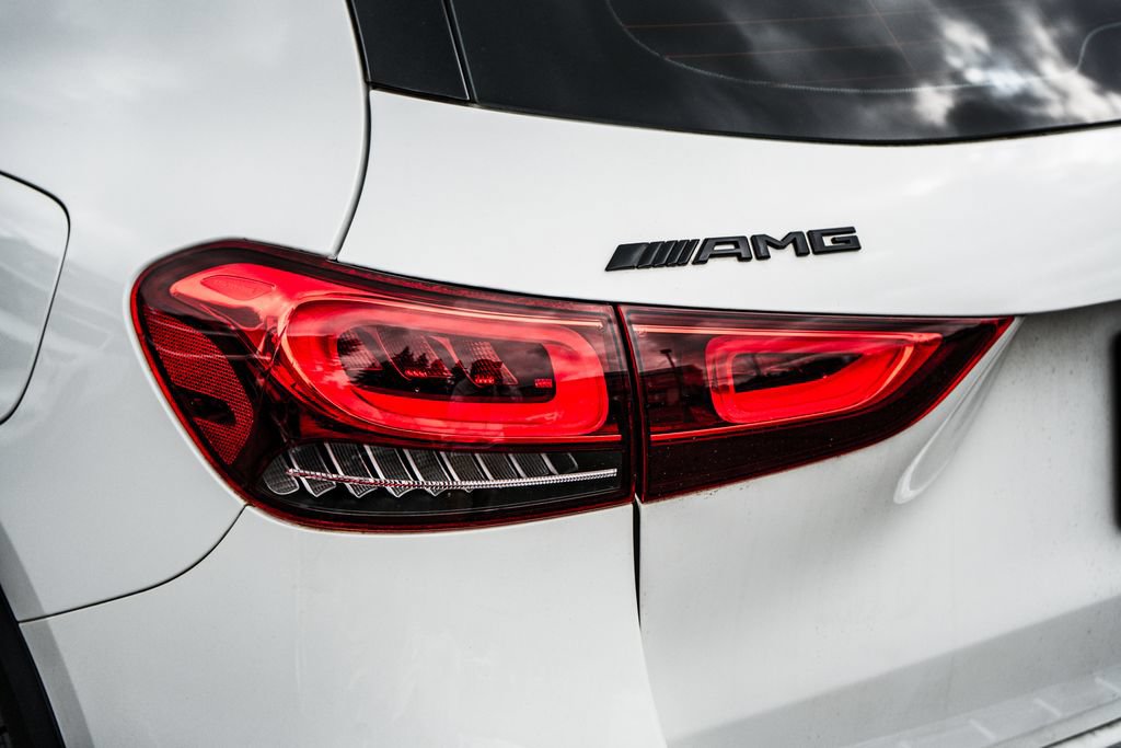 Used 2022 Mercedes-Benz GLA 35 AMG 4MATIC image 8
