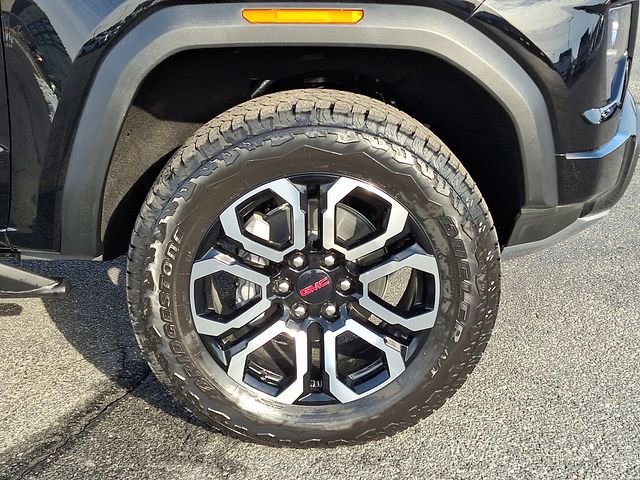 New 2025 GMC Canyon AT4 w/ Nightfall Edition image 6