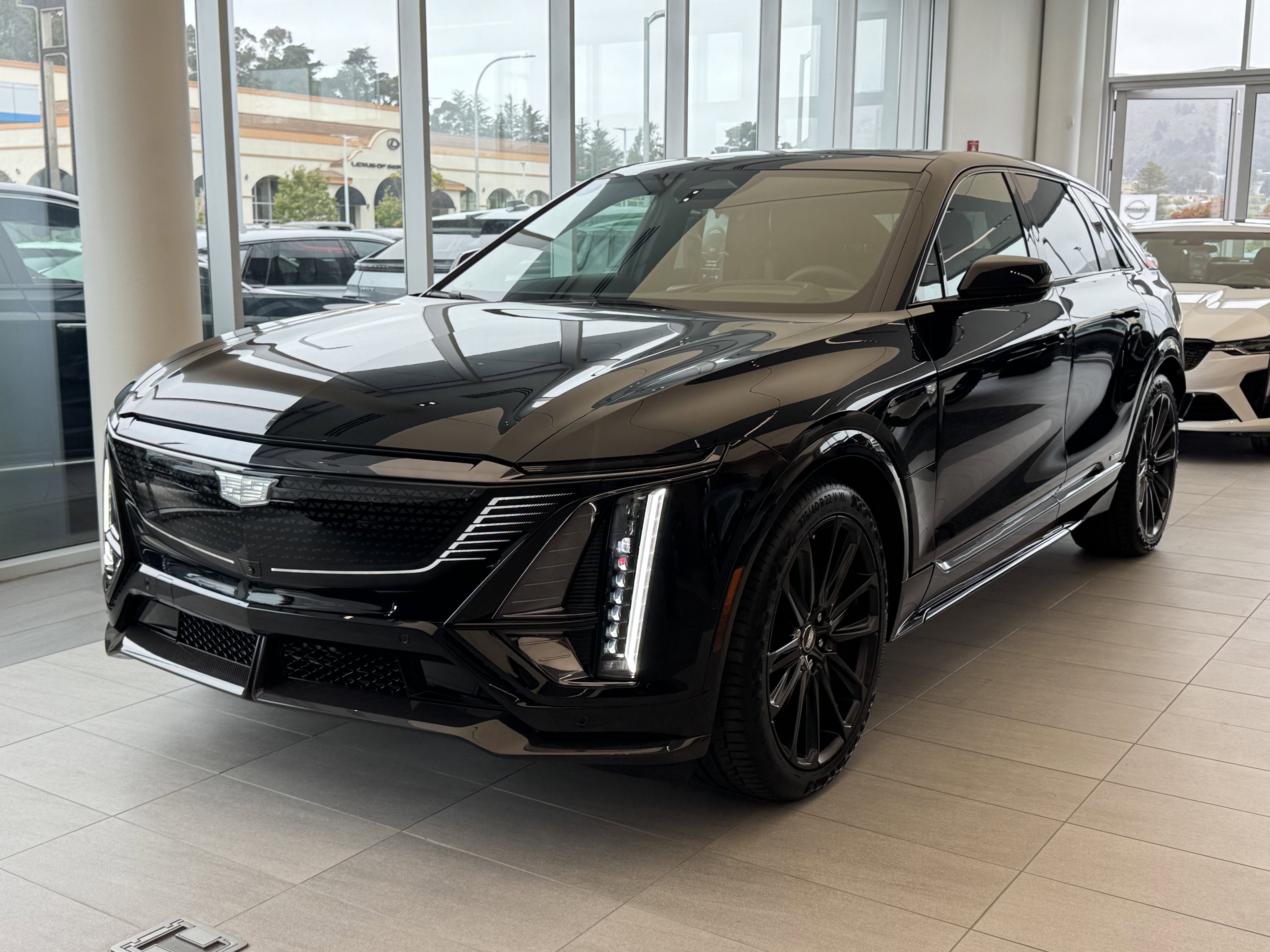 New 2026 Cadillac Lyriq V w/ Exterior Carbon Fiber Package