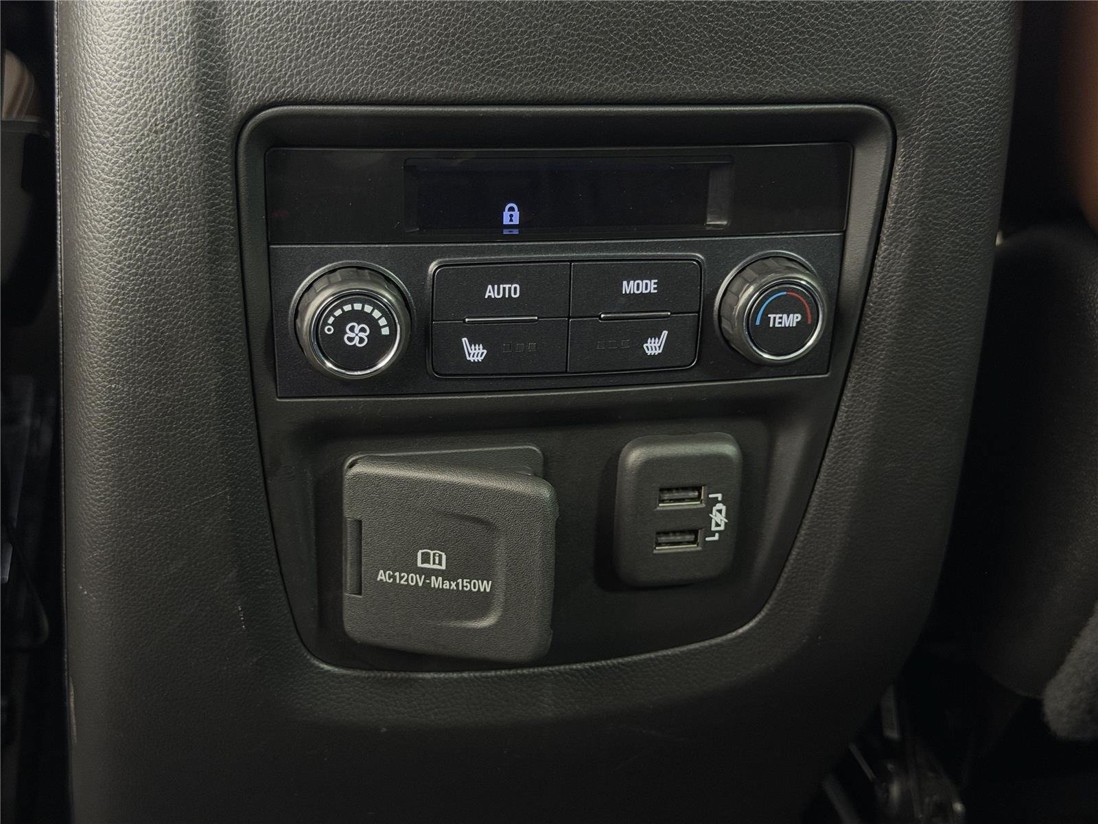 Used 2021 Buick Enclave Avenir w/ Avenir Technology Package FWD image 23