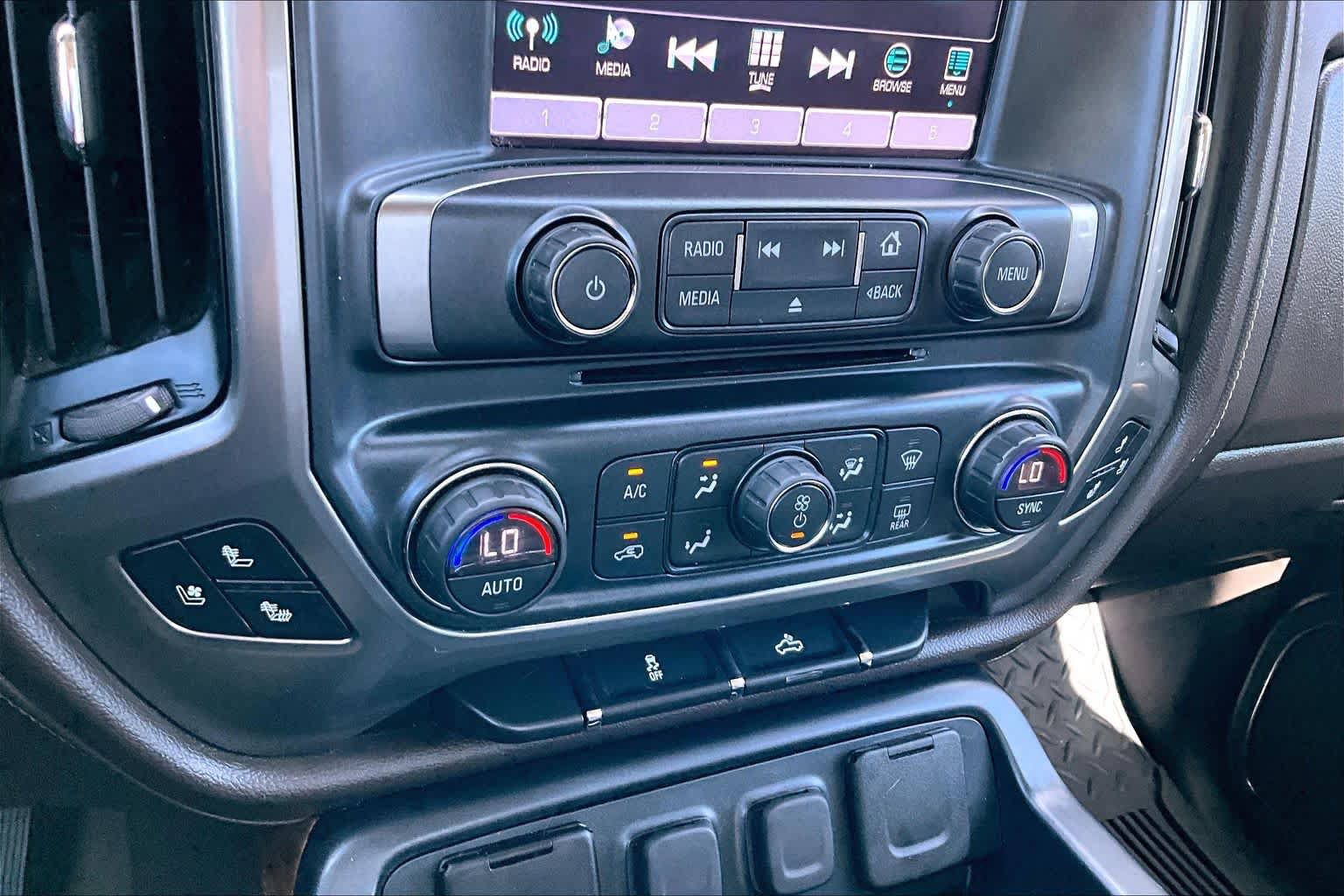 Used 2018 Chevrolet Silverado 1500 LTZ RWD image 33