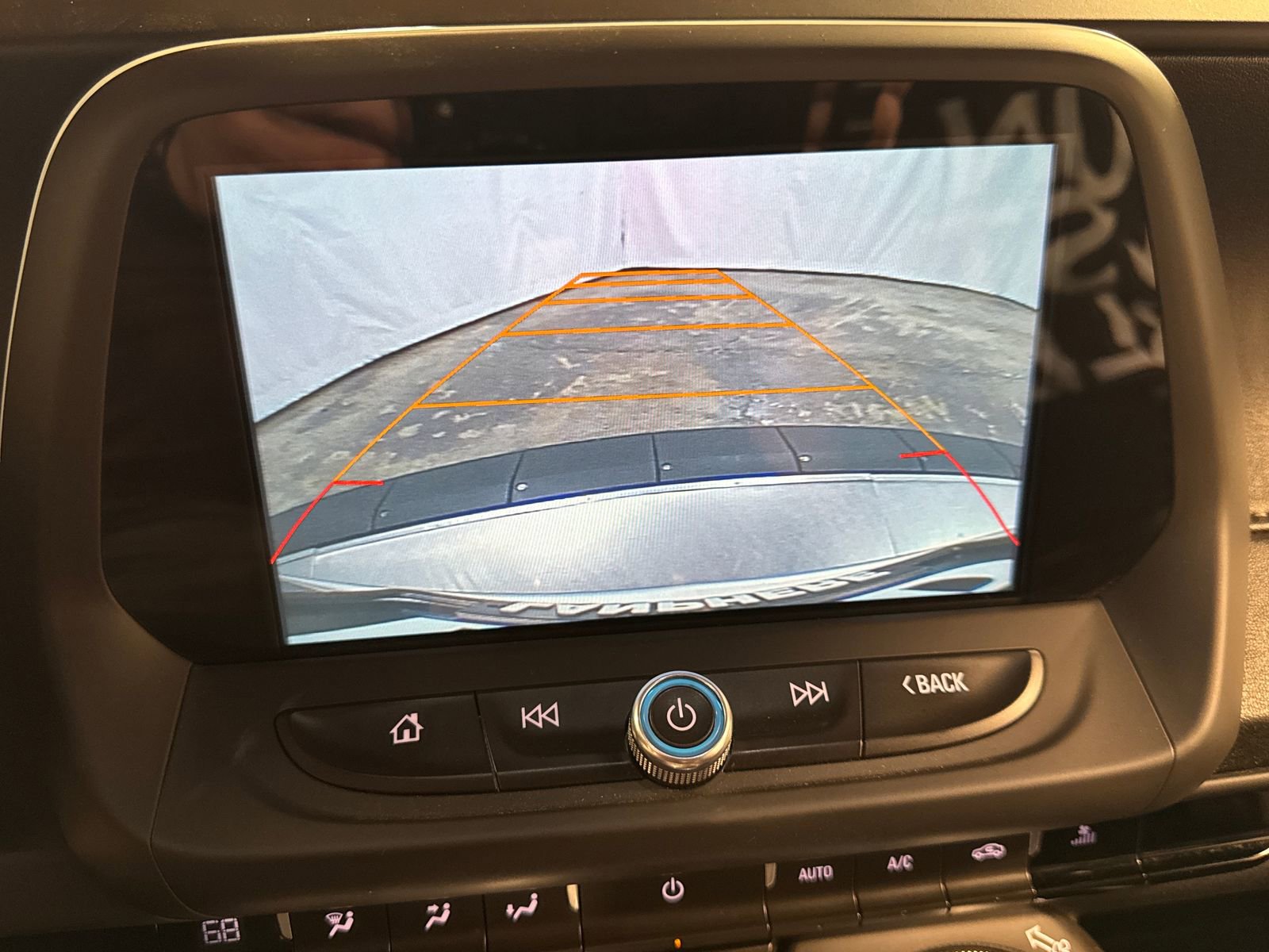 Used 2017 Chevrolet Camaro LT w/ Technology Package RWD image 23