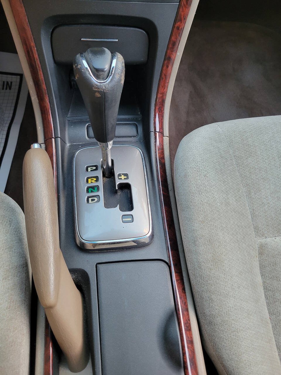 Used 2004 Kia Optima FWD image 21