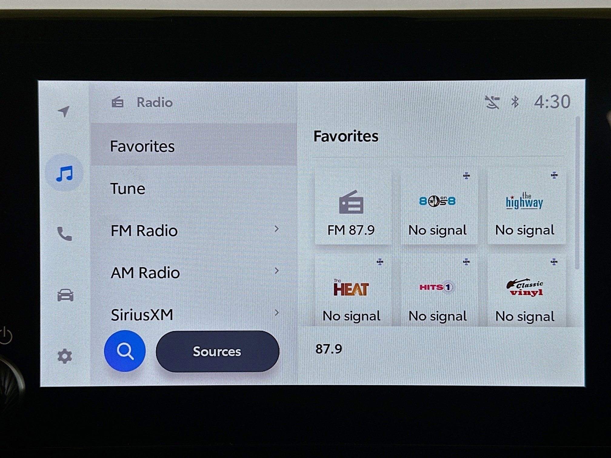 Used 2025 Toyota RAV4 XLE w/ Convenience Package image 21
