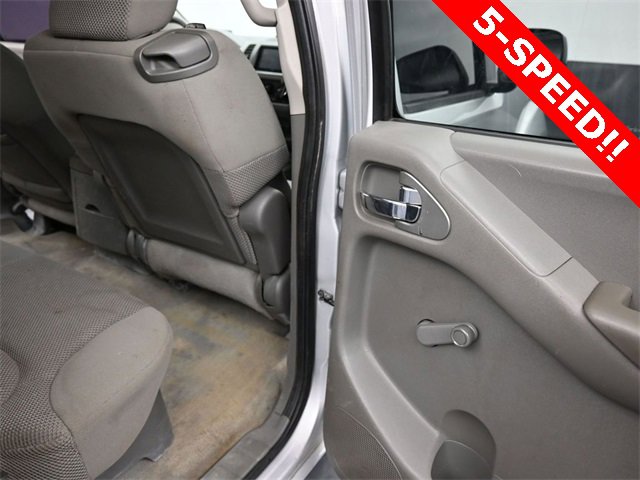 Used 2012 Nissan Frontier S image 17
