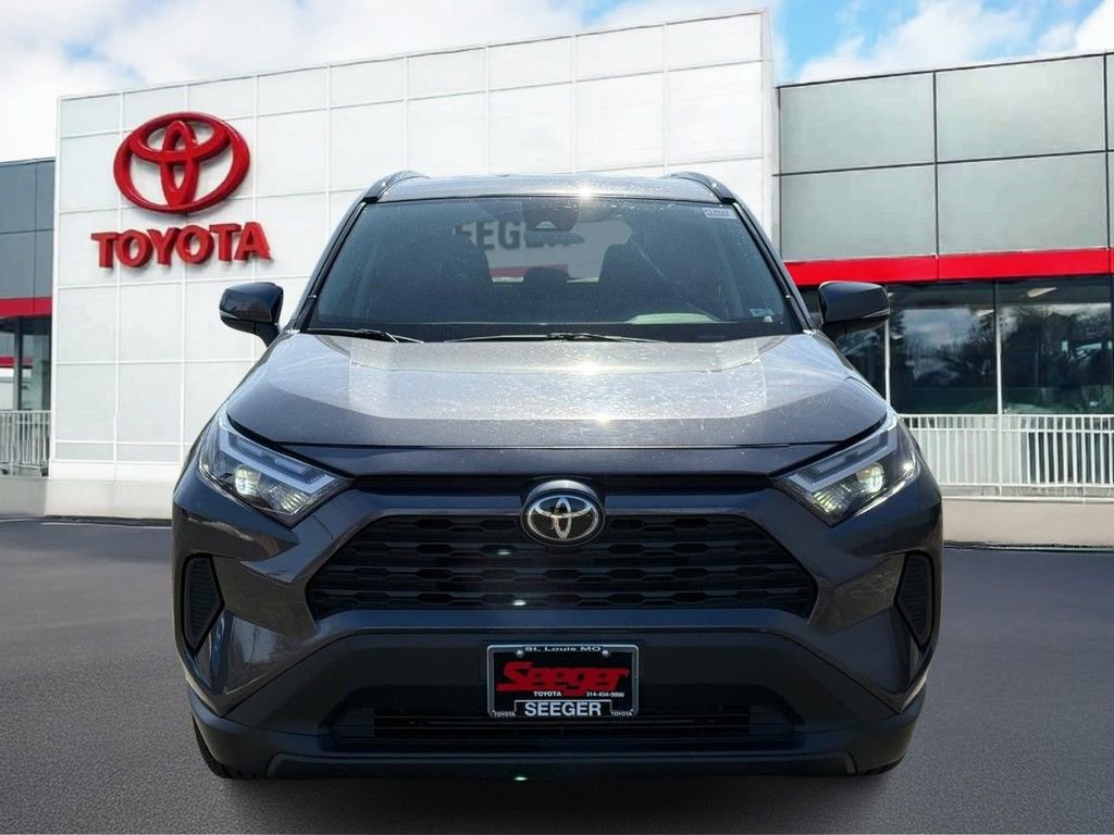 Used 2024 Toyota RAV4 XLE image 10