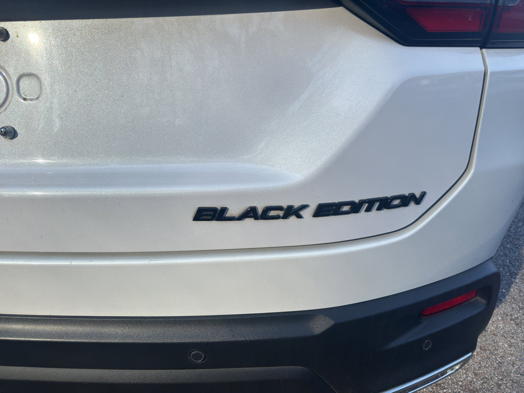 Used 2025 Honda Pilot Black Edition image 27