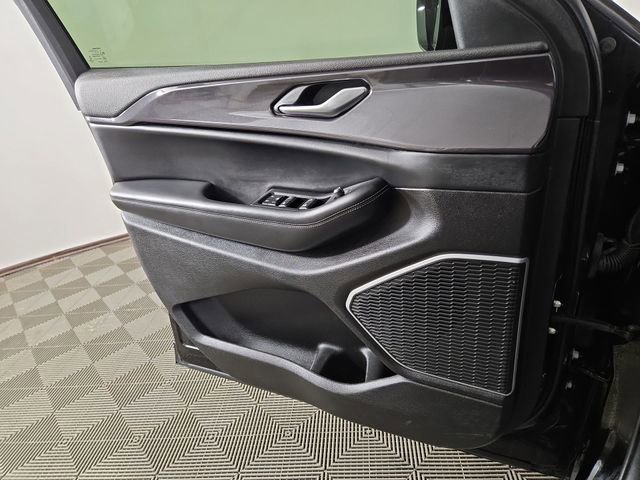 Used 2022 Jeep Grand Cherokee L Laredo image 29