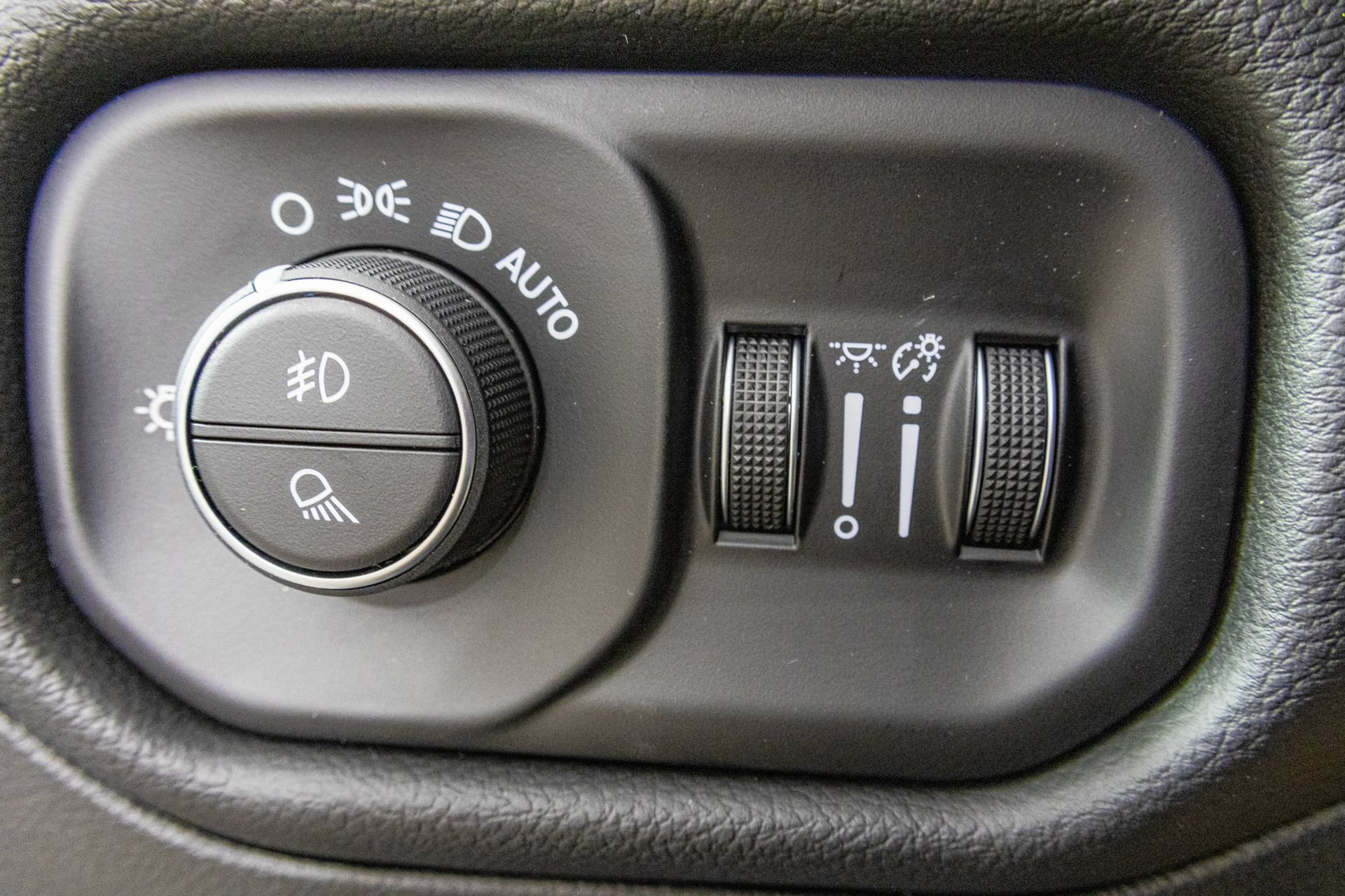 New 2026 RAM 1500 Rebel w/ Rebel Level 2 Equipment Group AWD/4WD image 34