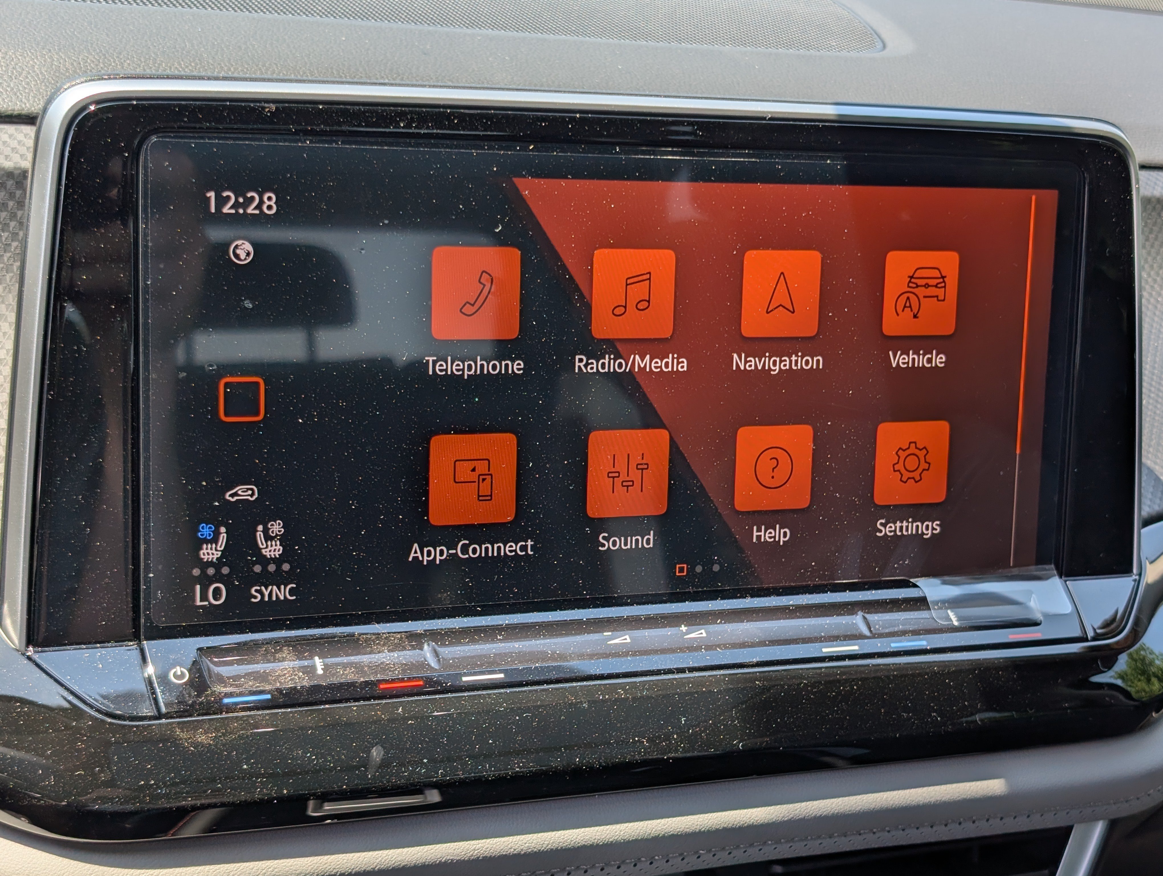 New 2026 Volkswagen Atlas Peak Edition AWD/4WD image 28
