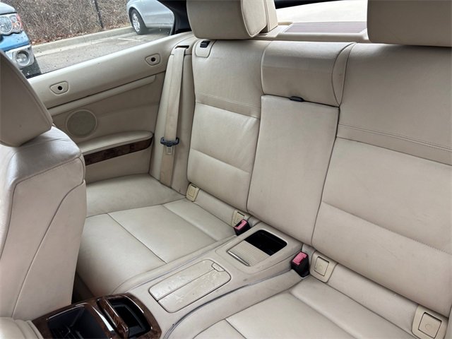 Used 2008 BMW 335i Convertible image 17