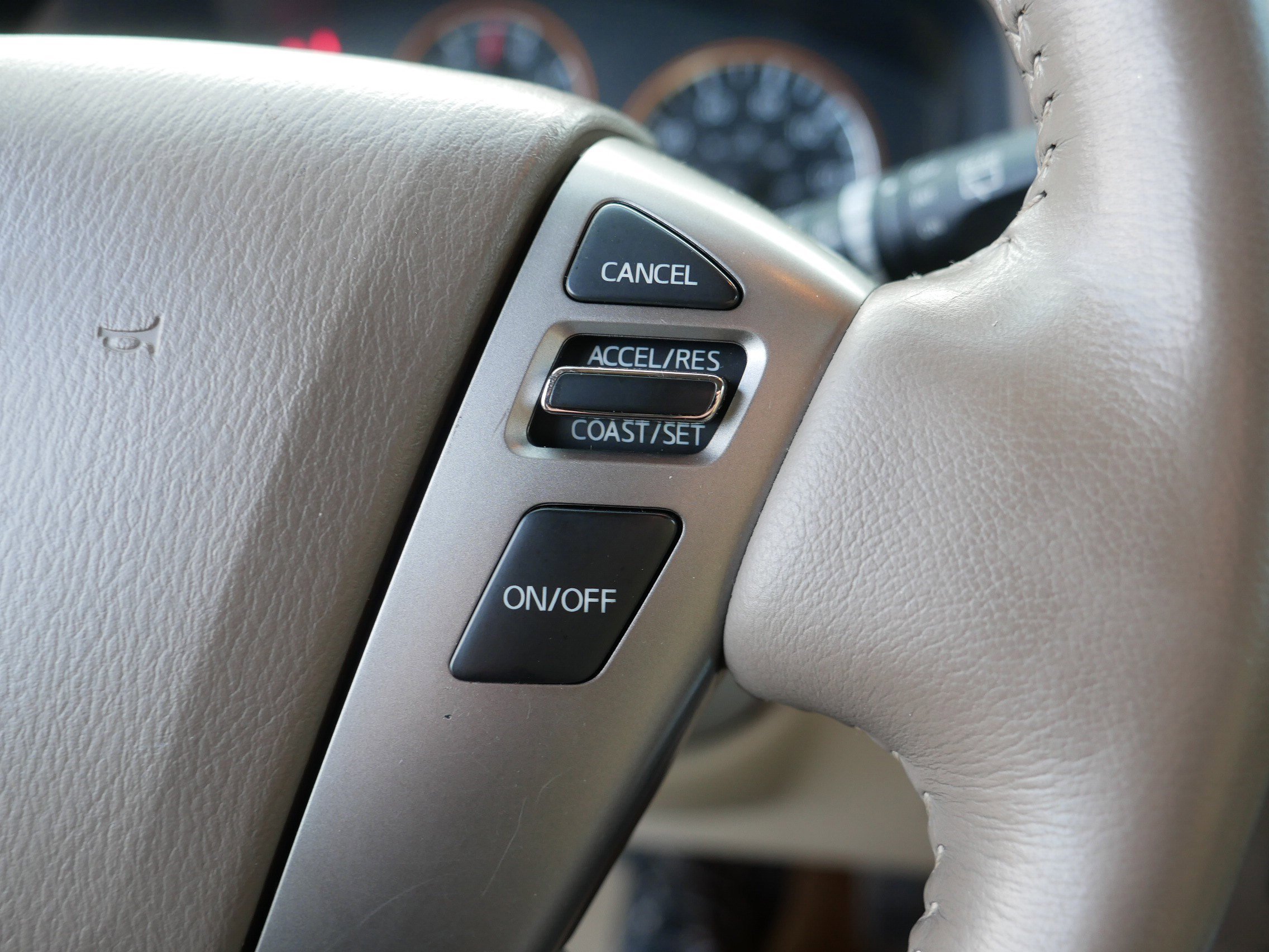 Used 2014 Nissan Armada Platinum w/ 2nd Row Captain Seat Package image 29