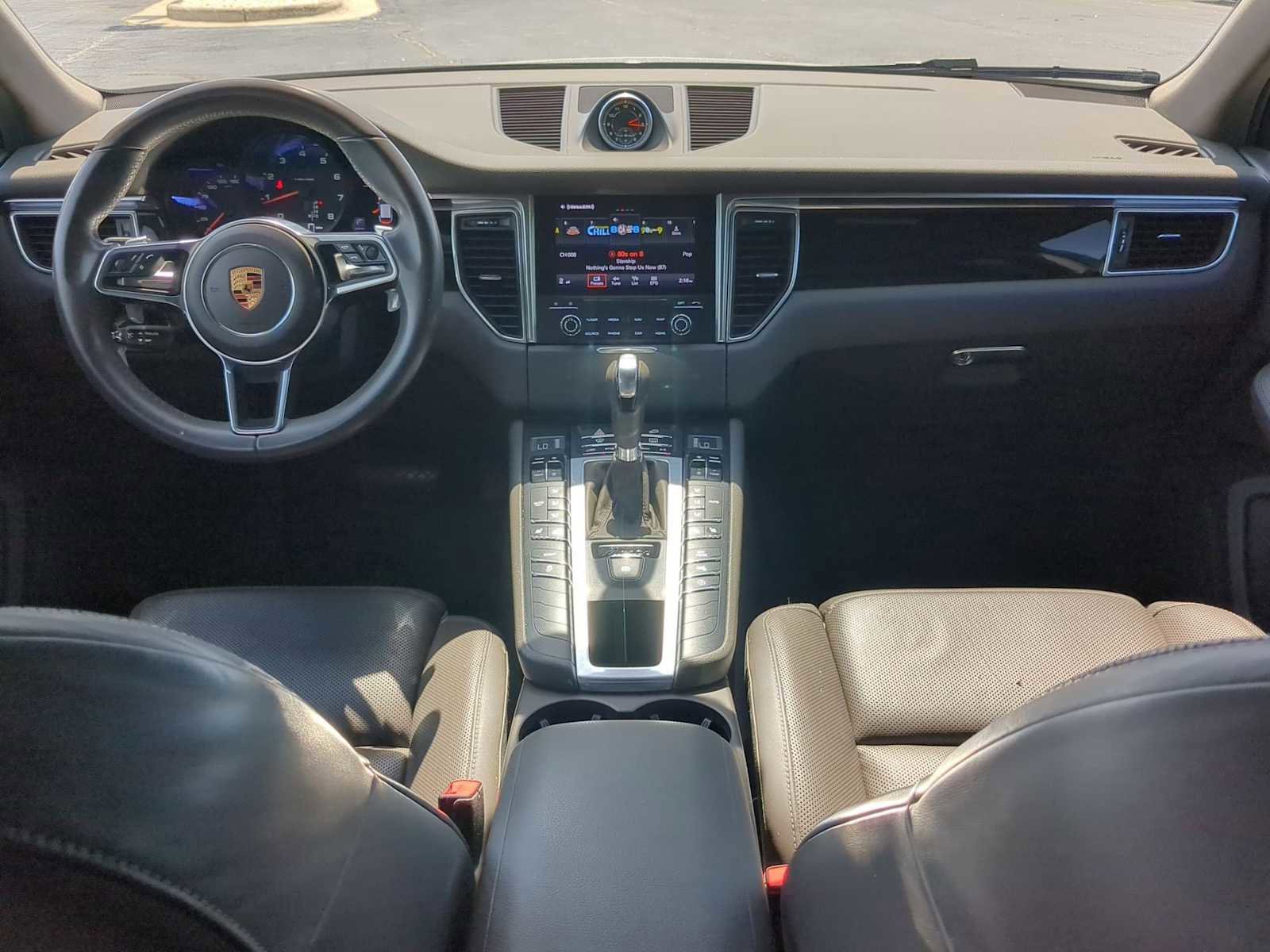 Used 2017 Porsche Macan AWD/4WD image 25