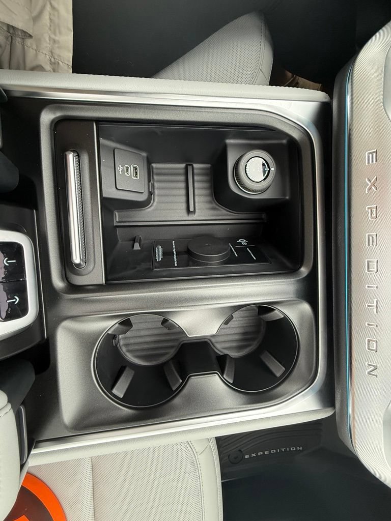 New 2027 Ford Expedition Max Platinum AWD/4WD image 38