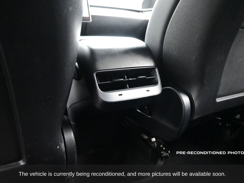 Used 2023 Tesla Model Y Long Range image 29