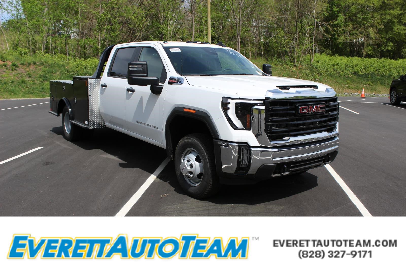 New 2026 GMC Sierra 3500 Pro w/ Convenience Package image 1