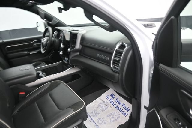 Used 2025 RAM 1500 Laramie w/ Sport Appearance Package AWD/4WD image 11